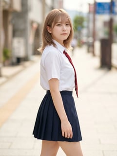个人资料/头像 - 审查校服街头人像