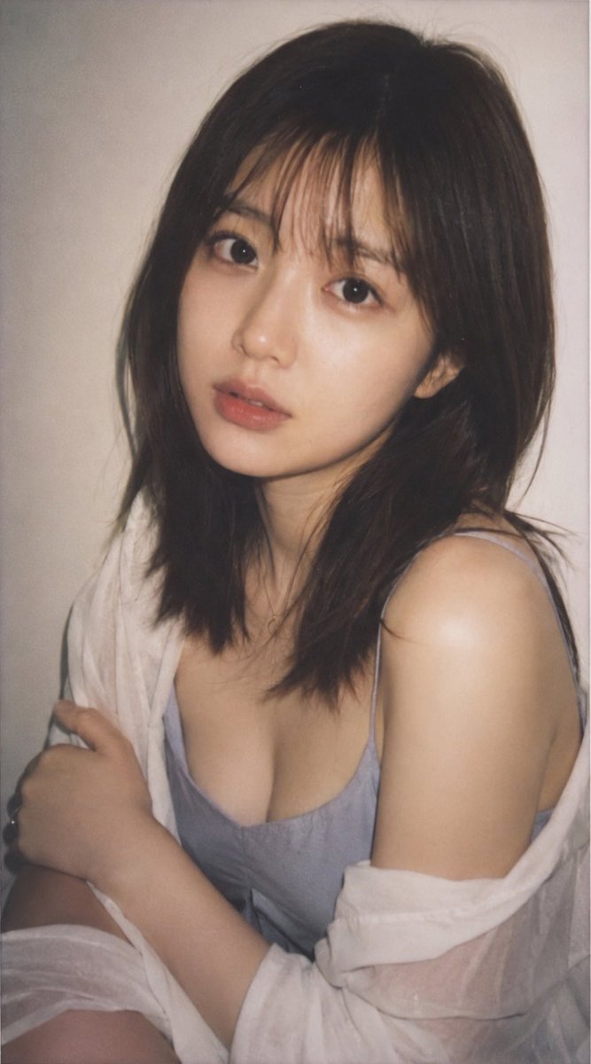 头像 / 头像 - 日本女性宝丽来人像