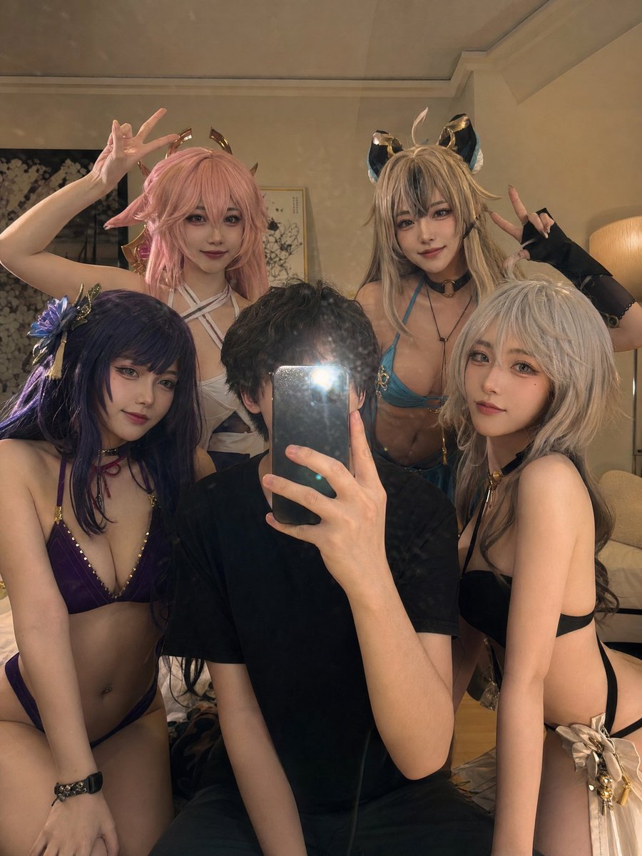 头像 / 头像 - 动漫Cosplay镜子自拍